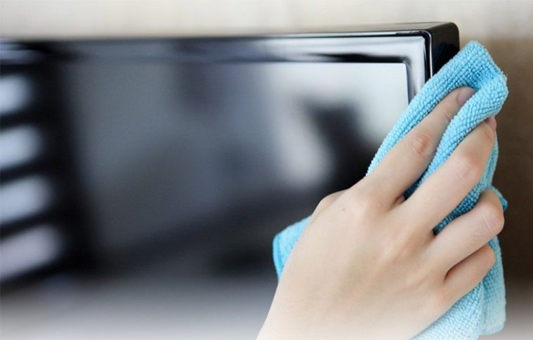 چگونه خط و خش ال سی دی را برطرف کنیم؟